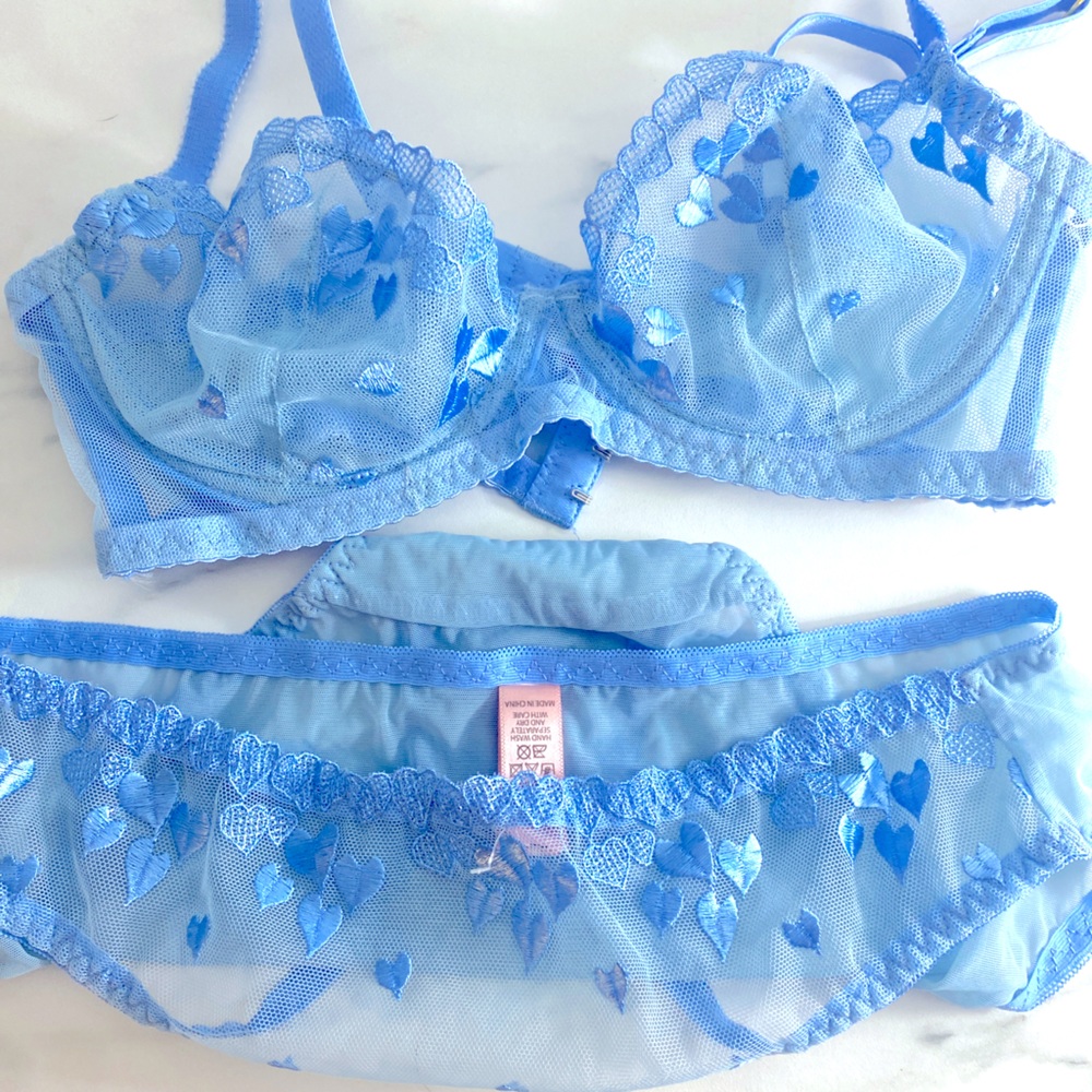 🩵 AP Lingerie Set 🩵 - Picture 2 of 6